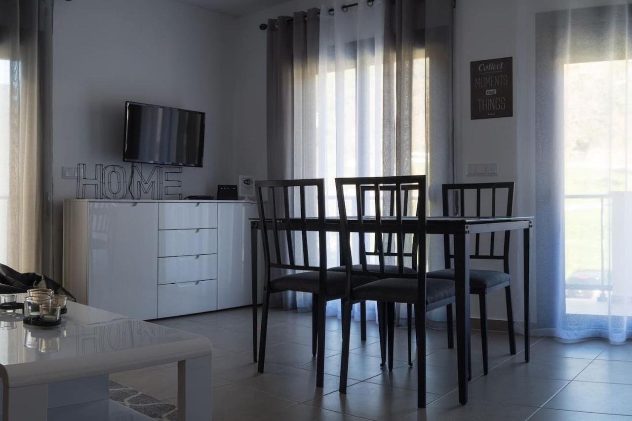 What A Life! Apartment Nazaré Exteriör bild